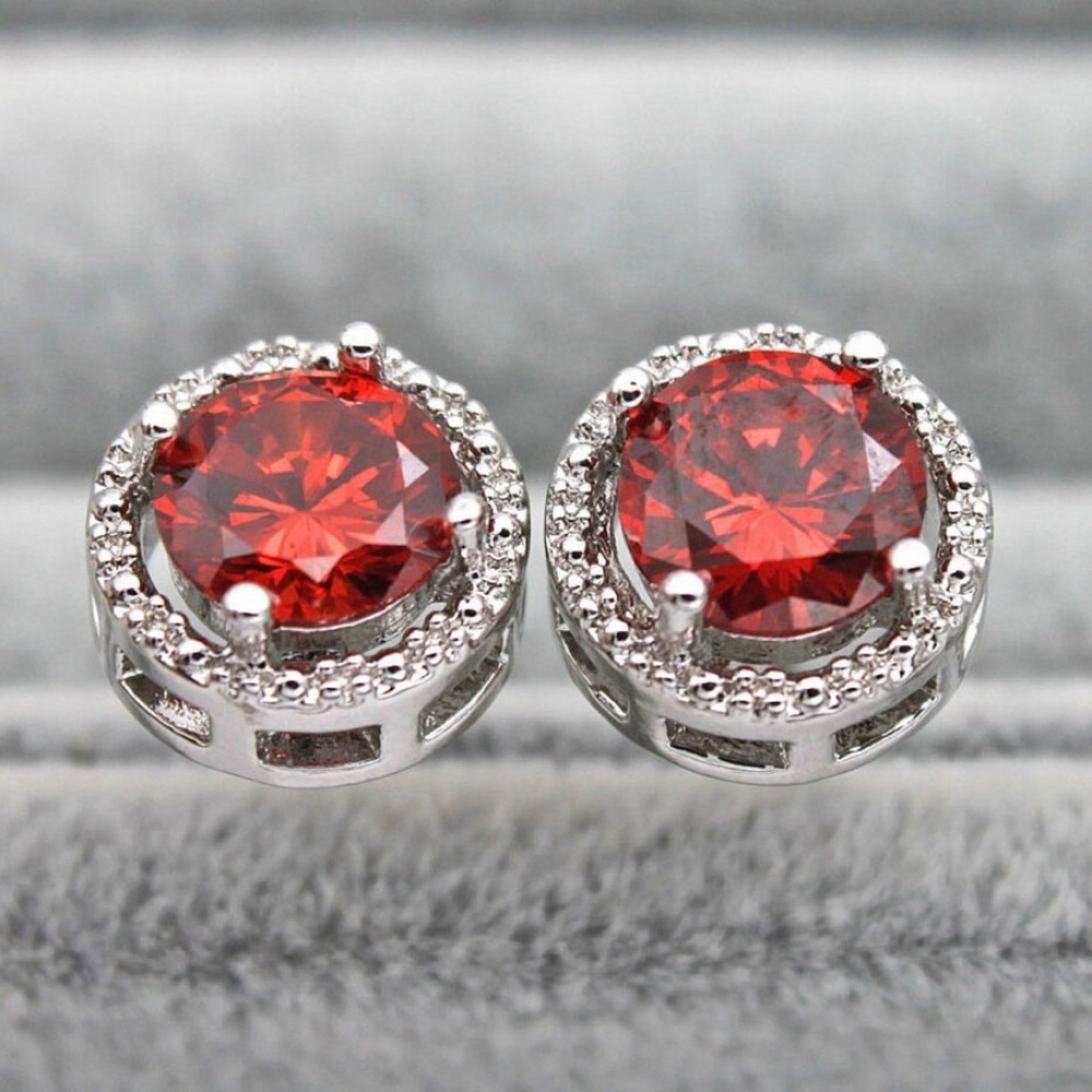 ✨18K White Gold Filled Earrings Red Stud Women Earrings